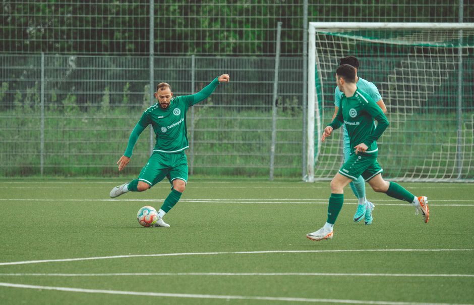 Verdedigers houden hun structuur tijdens een voetbalwedstrijd