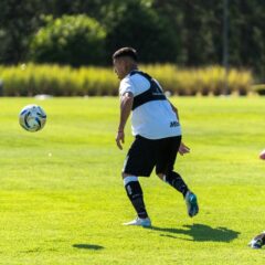 Middenvelders positioneren zich in een vierkant op het veld